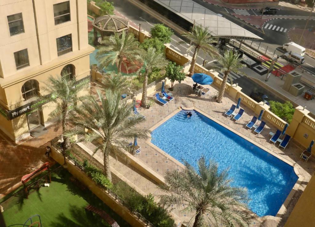Pirates Bay Hostel Dubai Exterior foto